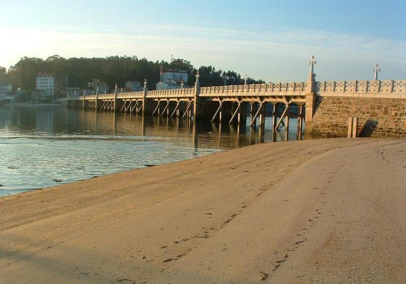 בית מלון כפרי Puente De La Toja