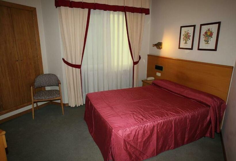 בית מלון כפרי Ramos