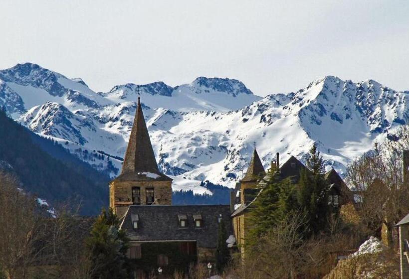 فندق Sno Mont Romies