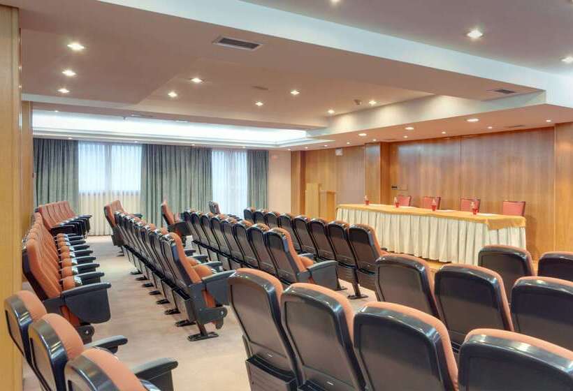 هتل Vigo Los Galeones Affiliated By Meliá