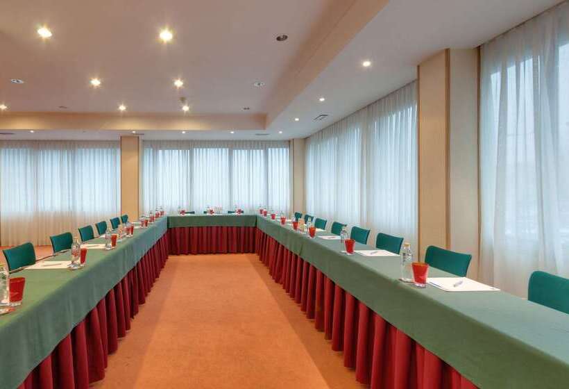 هتل Vigo Los Galeones Affiliated By Meliá