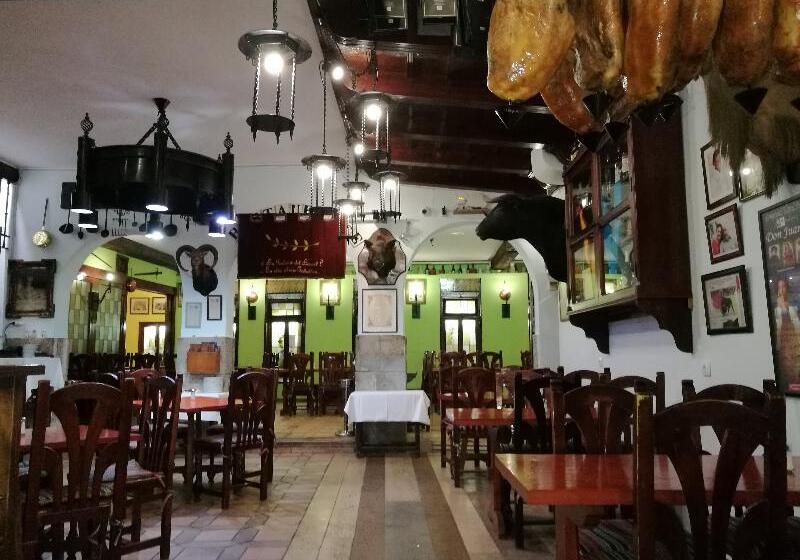 פונדק Casual Don Juan Tenorio