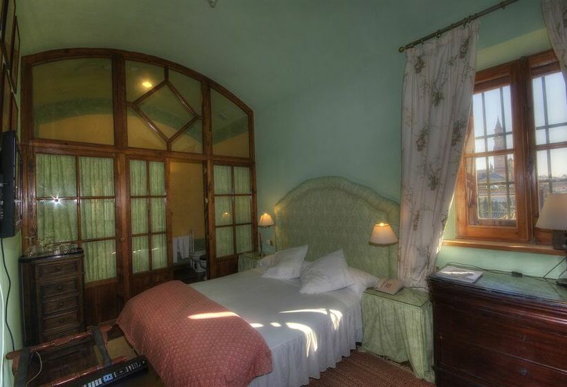 فندق Casa De Carmona