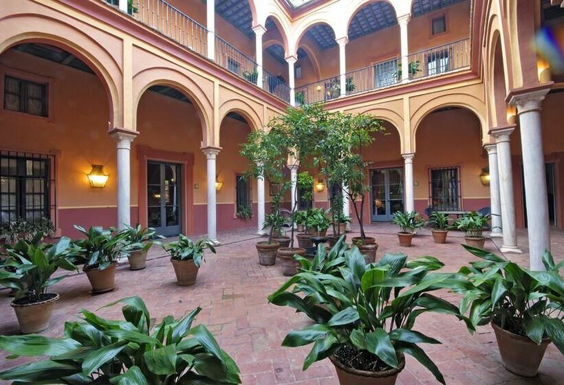 فندق Casa De Carmona