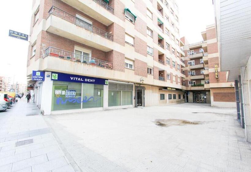 هتل Castellano Centro