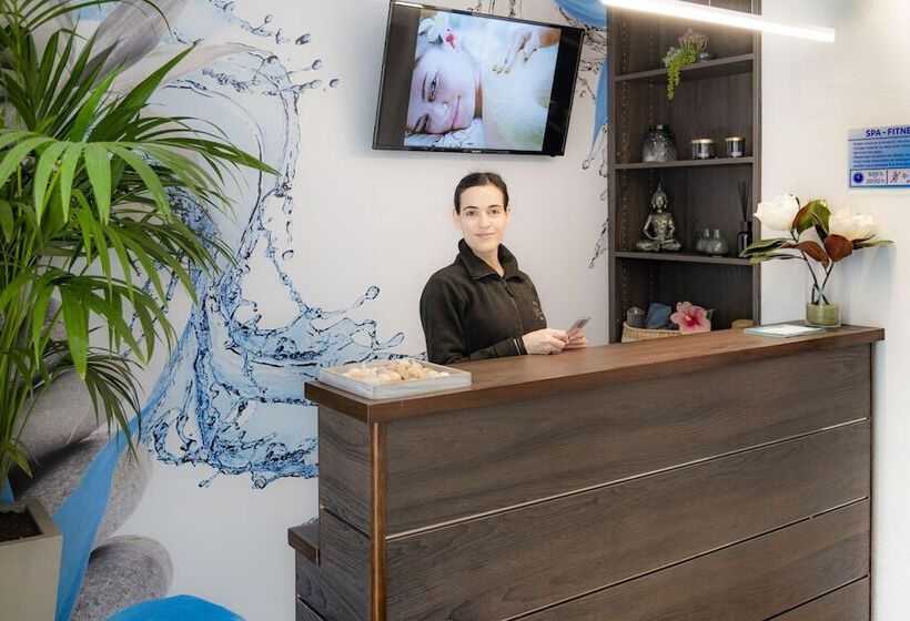 هتل Ght Aquarium & Spa