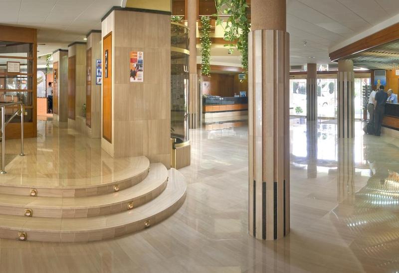 هتل Ght Aquarium & Spa