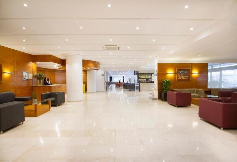 هتل Gran Garbi & Aquasplash