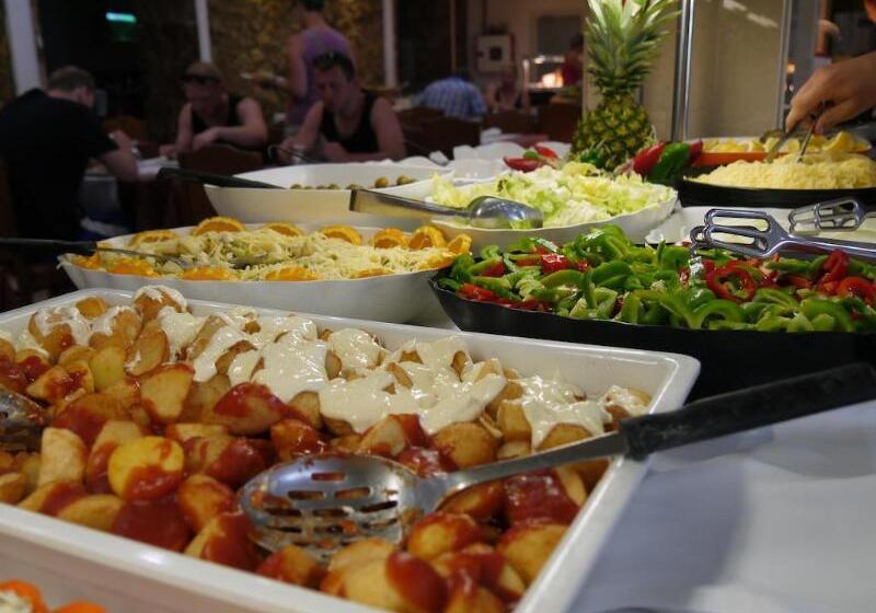 هتل La Palmera & Spa