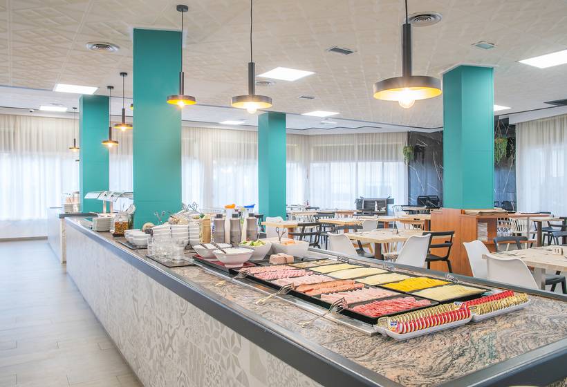 בית מלון כפרי Lloret Santa Rosa By Pierre & Vacances