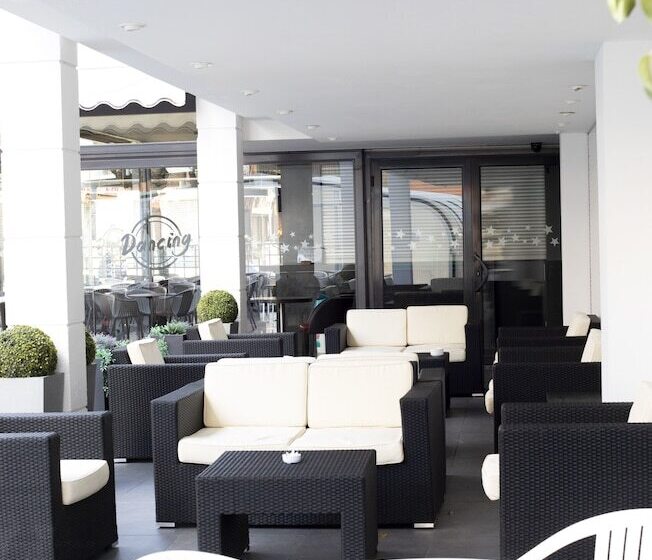 هتل Maria Del Mar