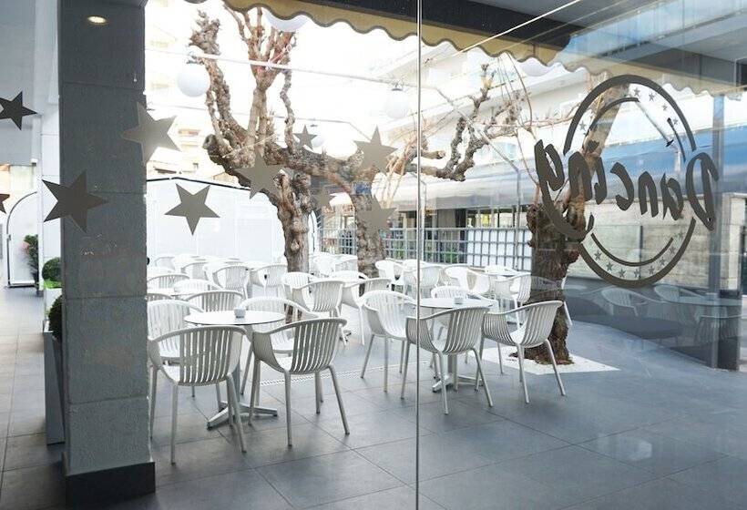 هتل Maria Del Mar