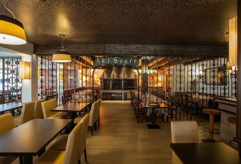 هتل Maria Del Mar