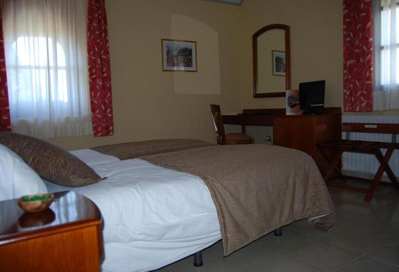 Hotel Masia Del Cadet