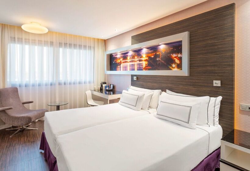 호텔 Melia Lebreros