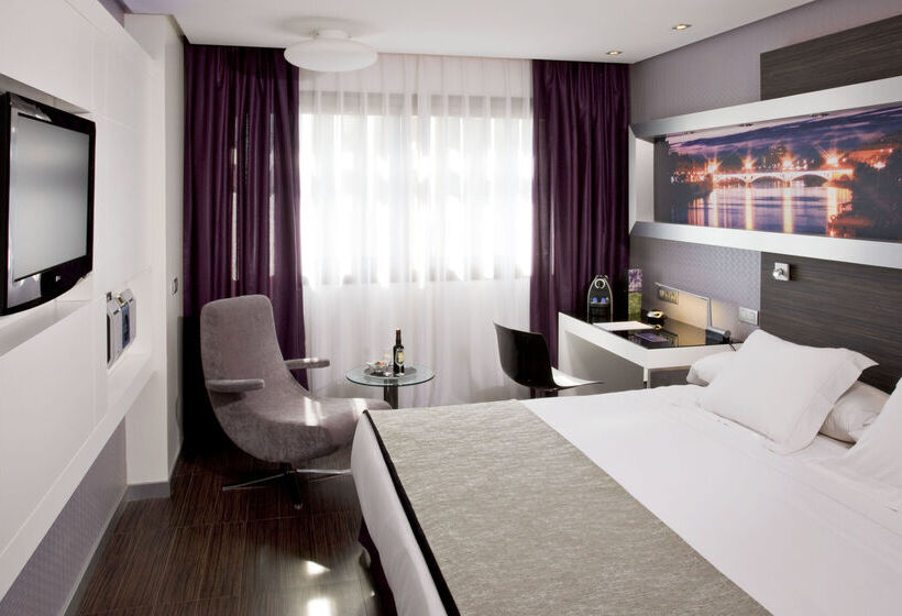 호텔 Melia Lebreros