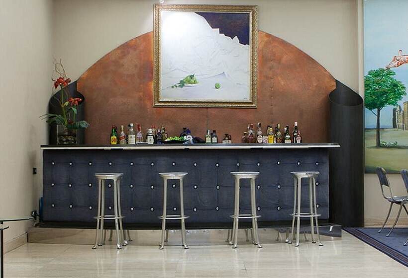 هتل NH Bilbao Deusto