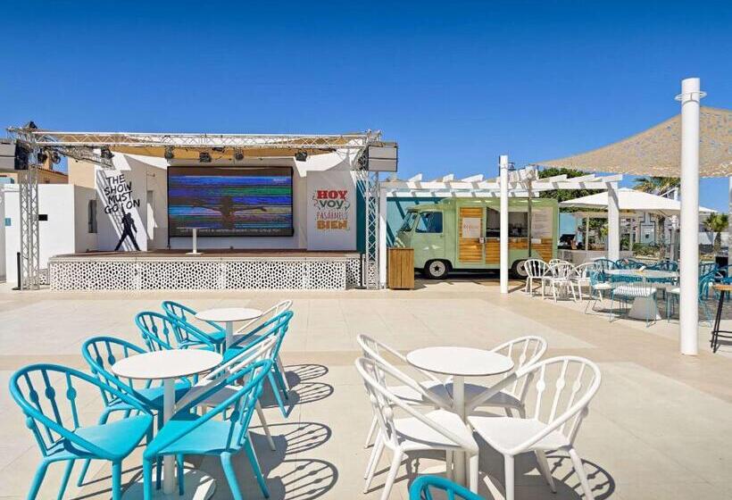 בית מלון כפרי Occidental Torremolinos Playa