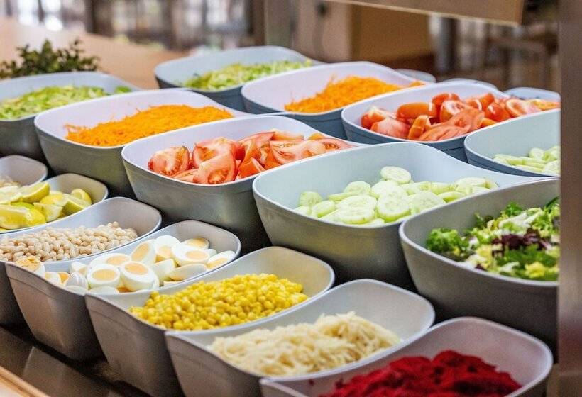 هتل Thb San Fermin