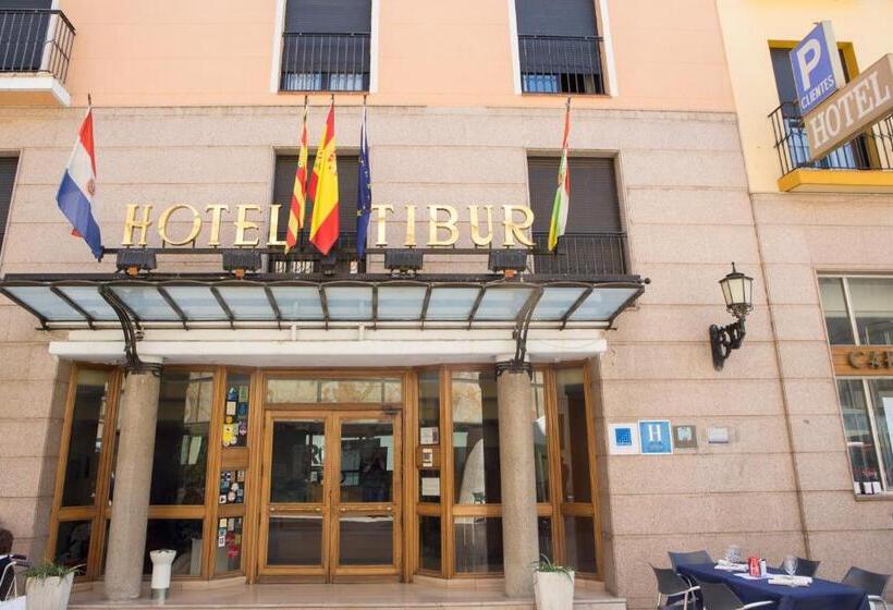 هتل Tibur