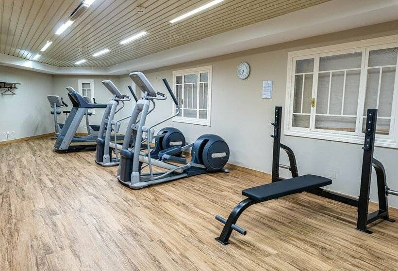 Отель Zentral Mayoral