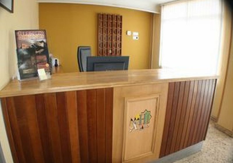 Hostal Alpino