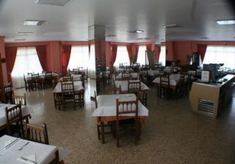 Hostal Alpino
