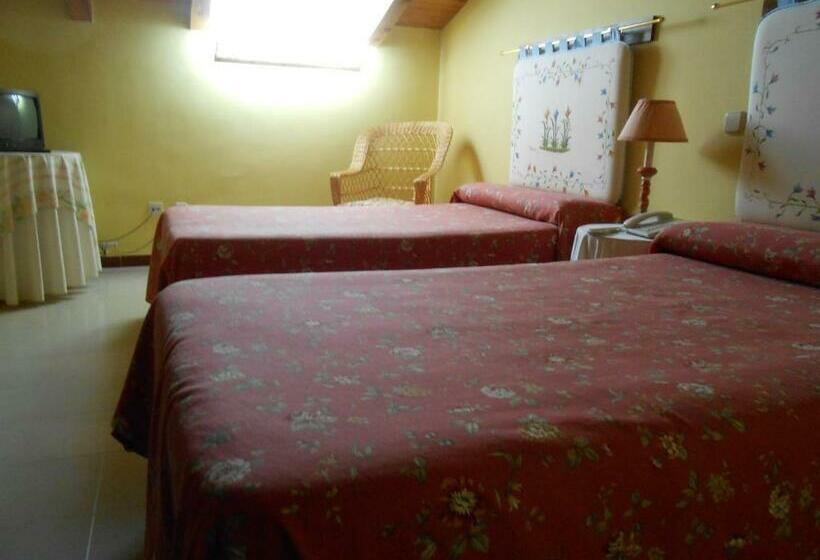 فندق Hostal Burgos