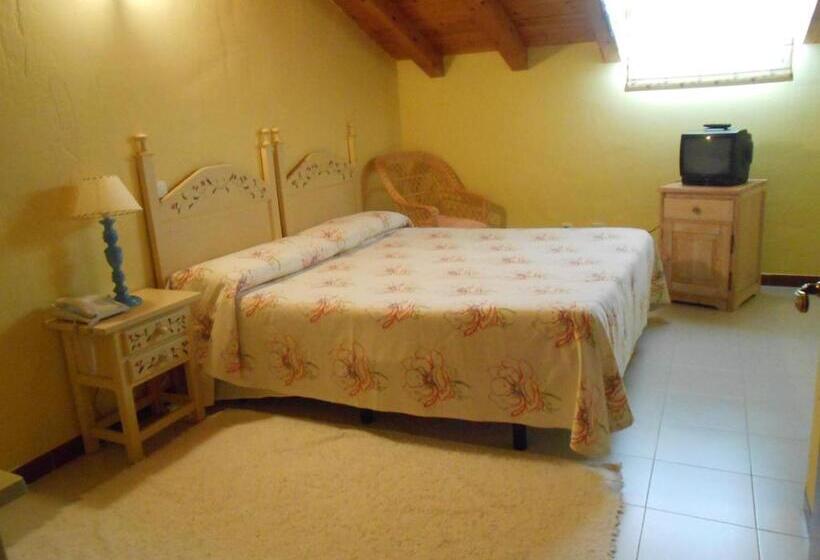 בית מלון כפרי Hostal Burgos