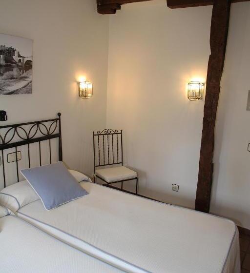 酒店 Hostal La Posada De Zocodover