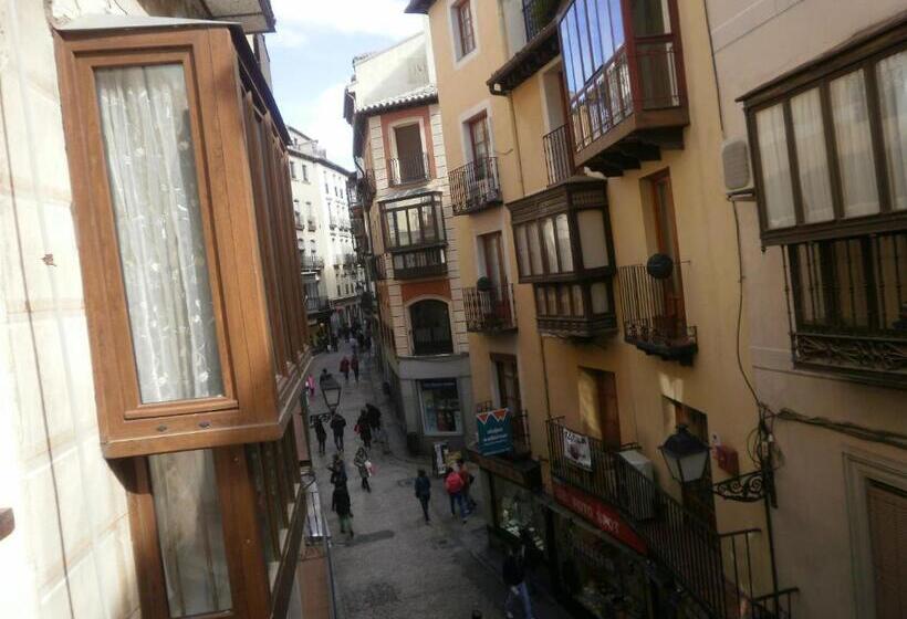 酒店 Hostal La Posada De Zocodover