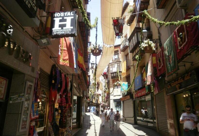 酒店 Hostal La Posada De Zocodover