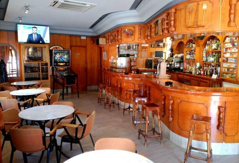 בית מלון כפרי Hostal Romi