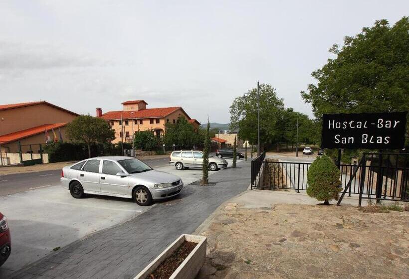 هتل Hostal San Blas