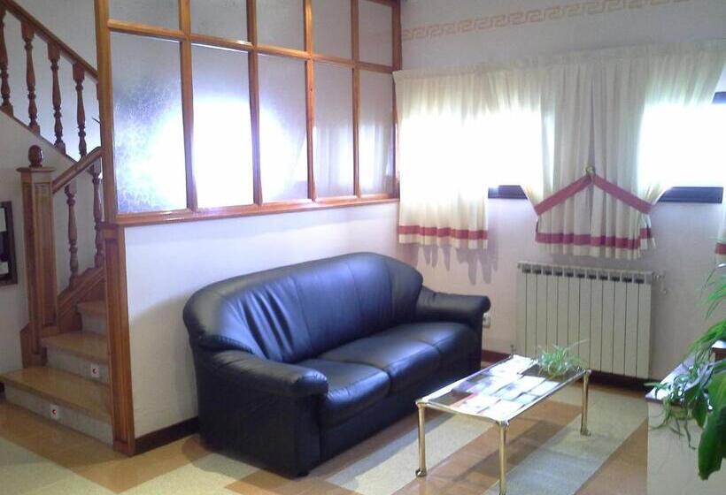 ホテル Hostal Vista Alegre