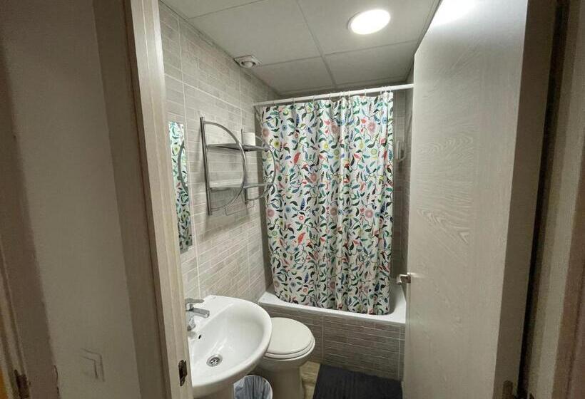 Отель Pensión La Estrella