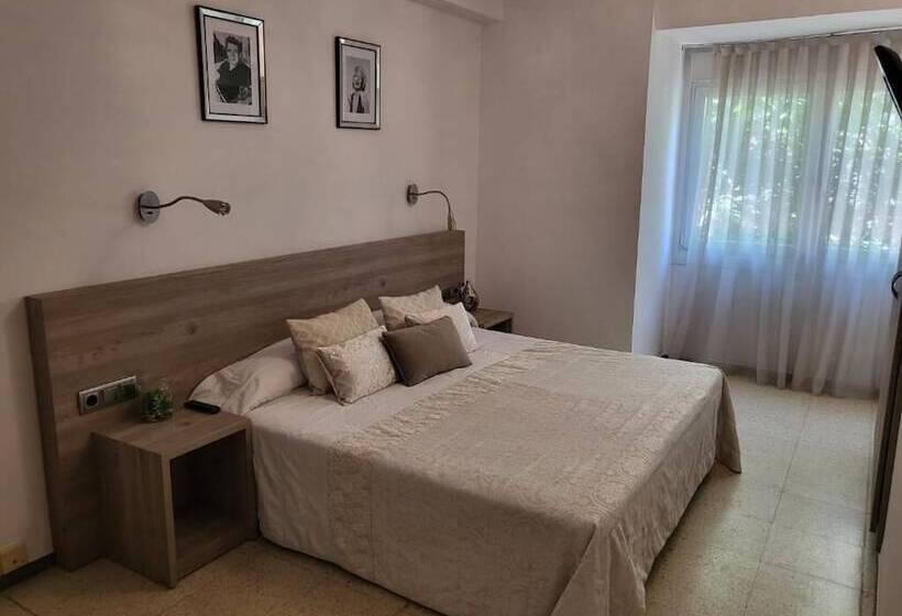 Hostal Torras