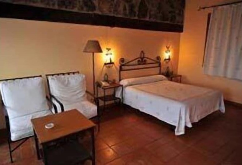 פונדק Hosteria Fontivieja