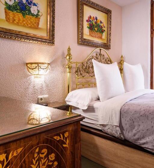 هتل Casa De Reyes