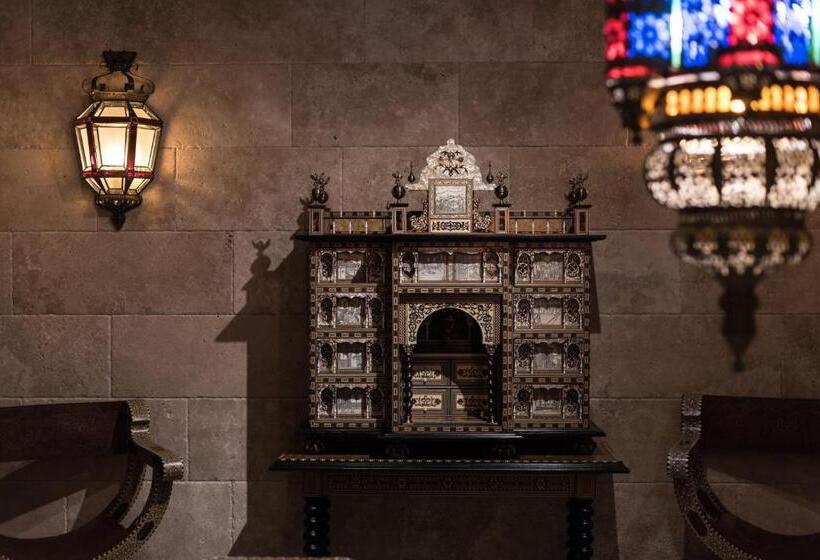 هتل Casa De Reyes