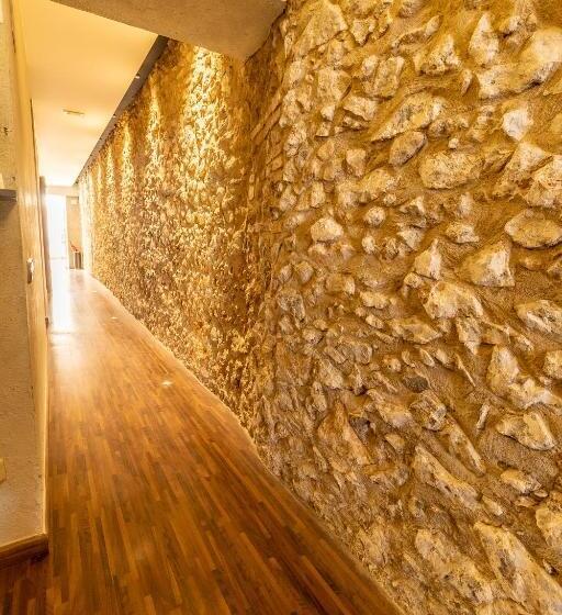 هتل Fonda Can Dalfo By Vivere Stays