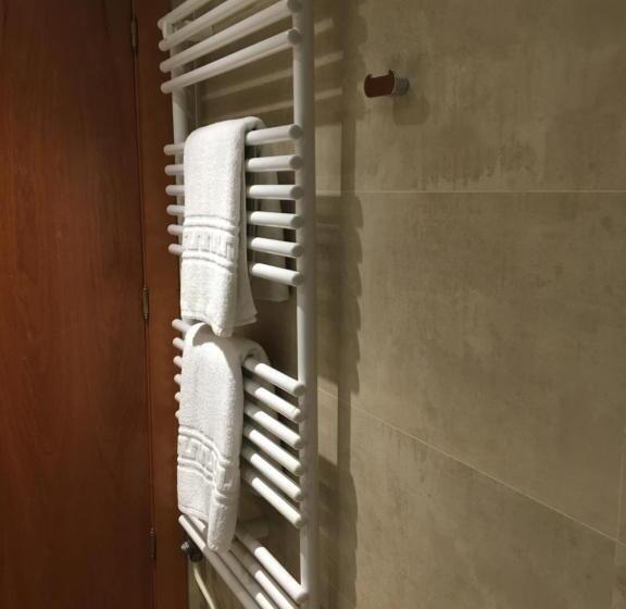 هتل Hostal La Placeta