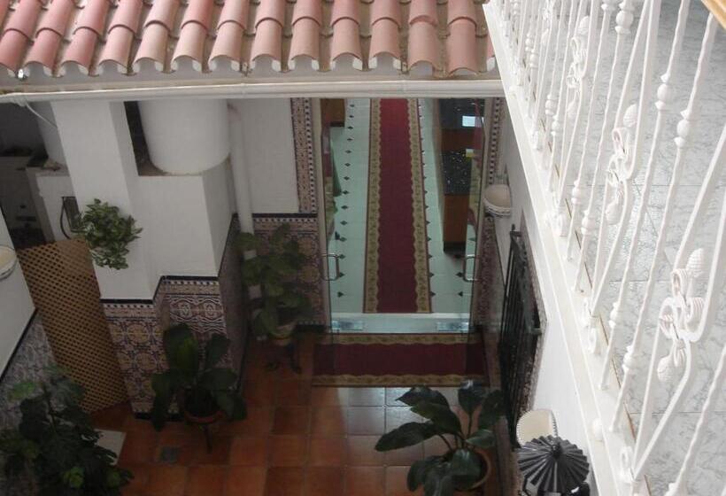 בית מלון כפרי Hostal Toscano