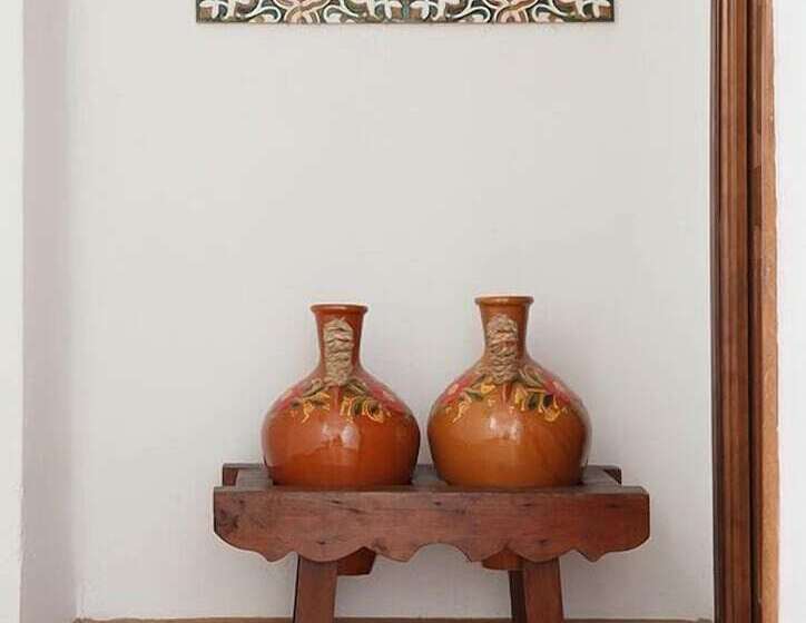 هتل Pensión Landazuri