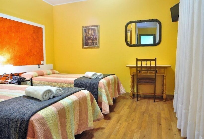 Hostal Europa