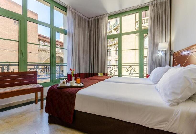 Отель Exe Laietana Palace