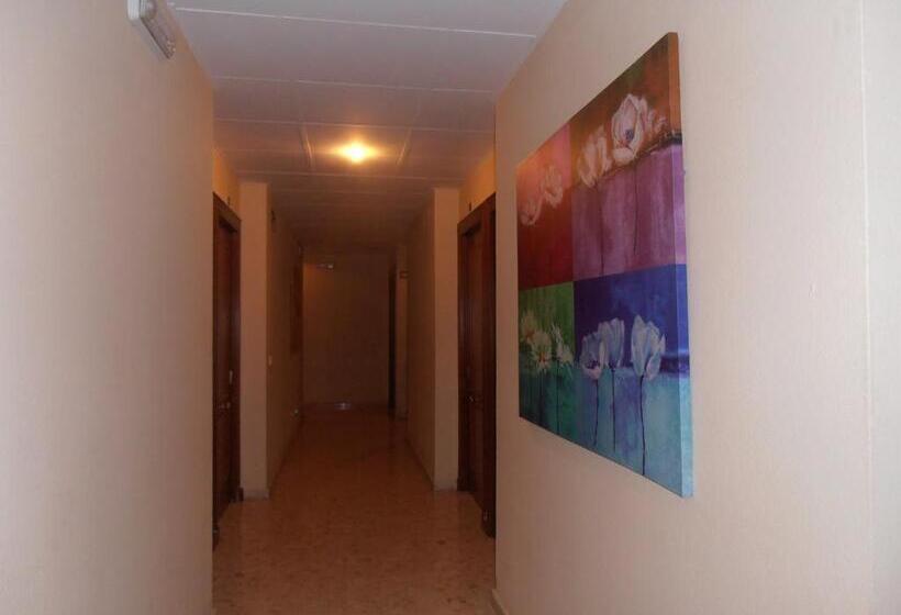 Hotel Hostal Carlos Iii