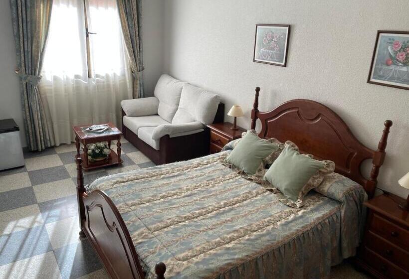 فندق Hostal Las Palomas