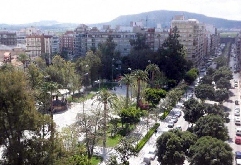 ホテル Hostal Rey Teodomiro