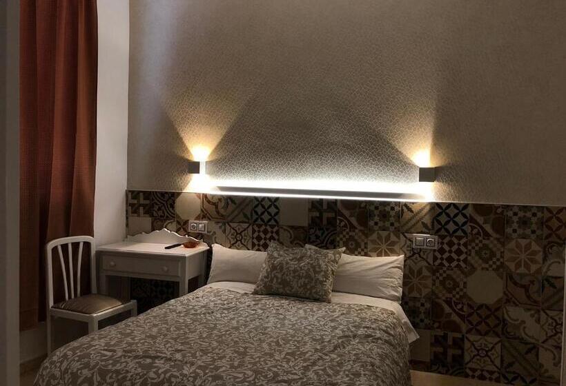 Hostal Alfaro